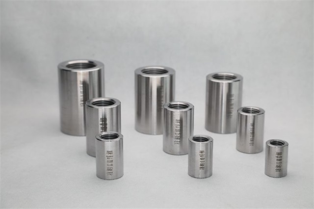 新龙直螺纹钢筋套筒现货销售