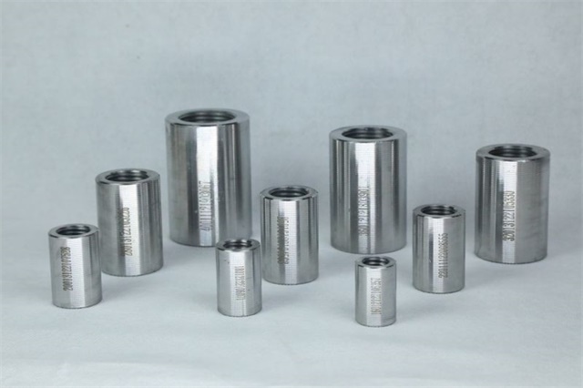 新龙建筑直螺纹钢筋套筒多少钱